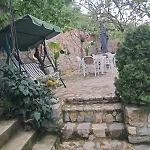 Roleo Guest House